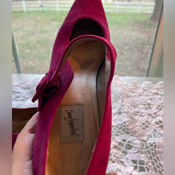 🤩 4/15Vintage Shoe: Jacqueline Ferrar Magenta 2” heel, missing tap - Picture 12 of 16